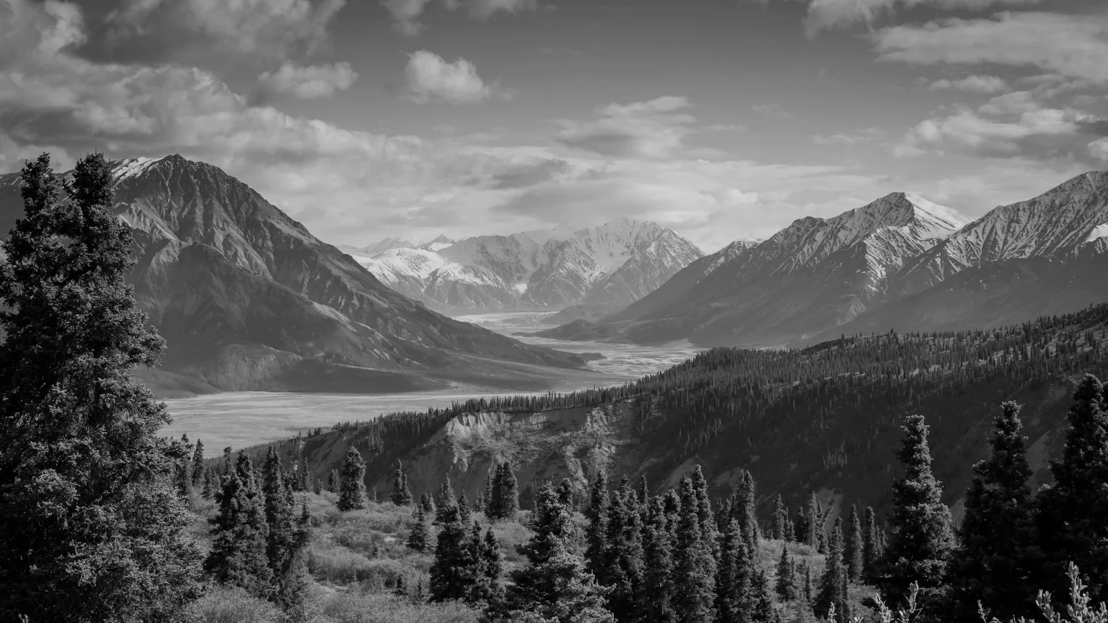 The Mountain Peak of Death — Scene 1: The Cursed Photograph of Kaal Shikhar - The Mountain Peak of Death Horror Movie Scene Still 4K Wallpaper